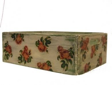 Large box with roses