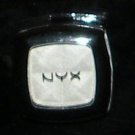 NYX Eyeshadow in Hot Crystal