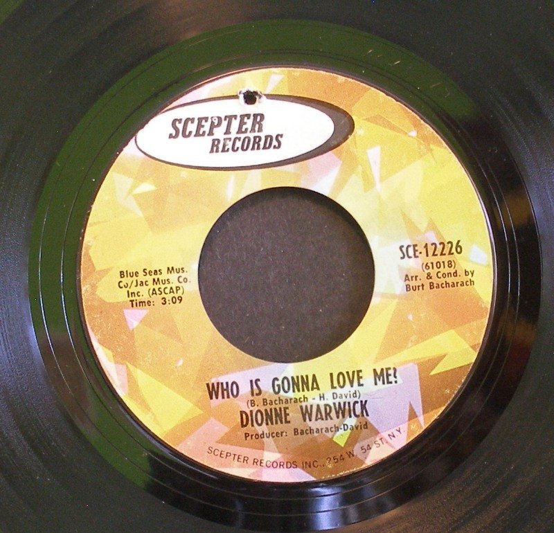 DIONNE WARWICK~Who is Gonna Love Me / There's Always Something There To Remind Me~Scepter 1968, 45