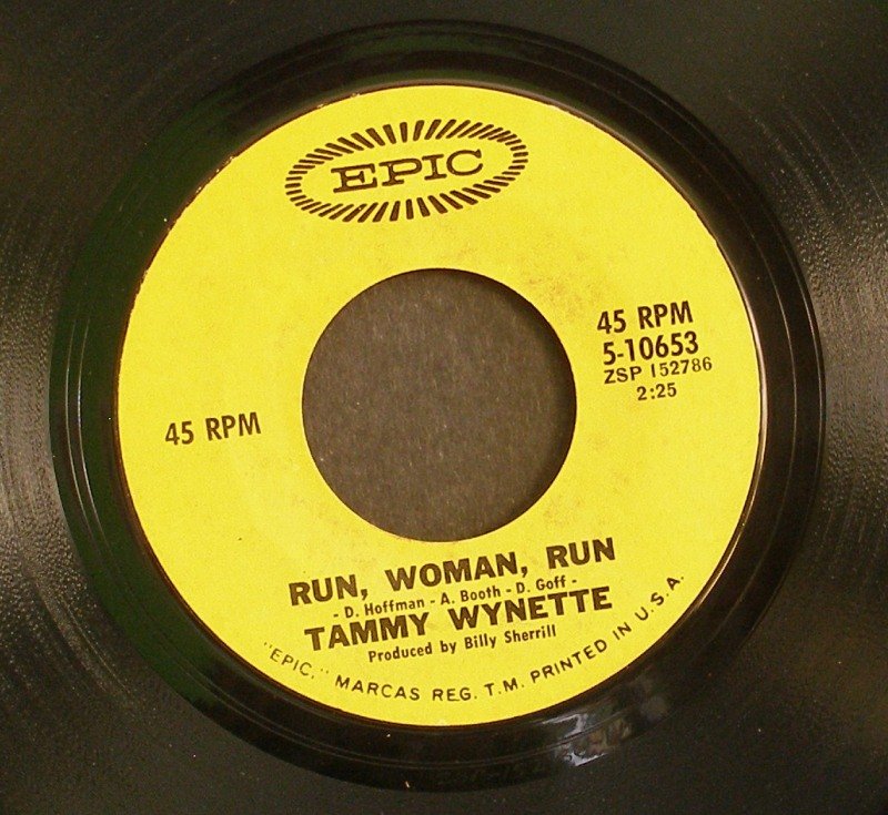 TAMMY WYNETTE~Run, Woman, Run / My Daddy Doll~ EPIC 5-10653 1970, 45