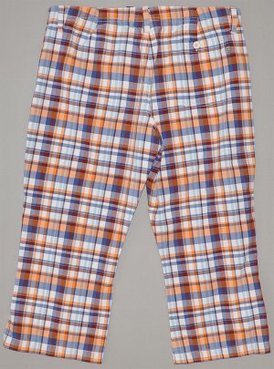 AMERICAN EAGLE Women's flat front plaid capri&acirc;��s with slit cuffs 8