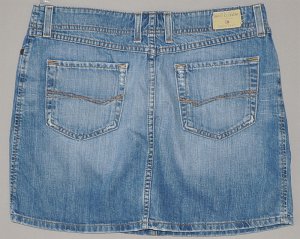 BKE Women's above knee length straight jean skirt 30 REG