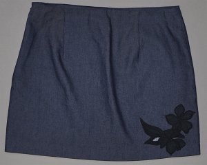 EXPRESS Women's floral embroider straight denim skirt 4