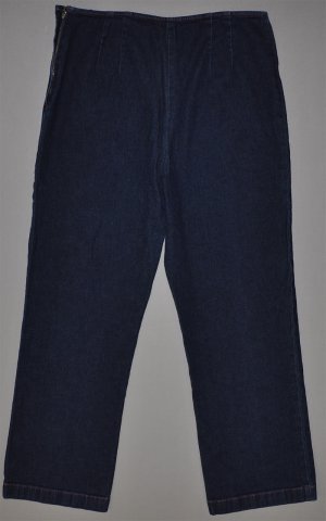 ANN TAYLOR Women's stretch Jean capri&acirc;��s Size: 8