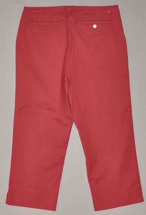 AMERICAN EAGLE Women's burnt orange stretch Capri&acirc;��s with slit cuffs 2
