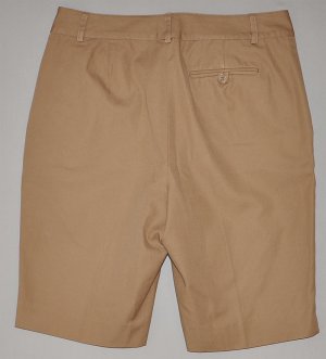 LAUREN Women's light brown flat front khaki shorts 6 petite