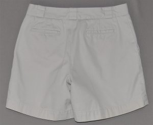GAP Junior&acirc;��s khaki shorts size 1