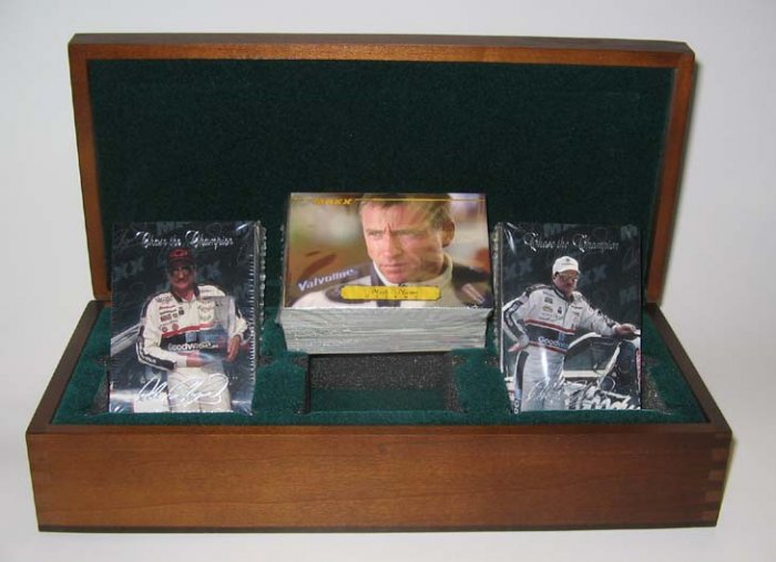 Limited Edition 1995 Maxx Race Cards Premier Series