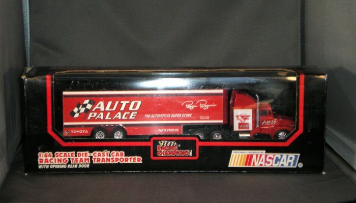 Auto Palace Reggie Ruggiero Hemi Cuda Racing Transporter Racing ...