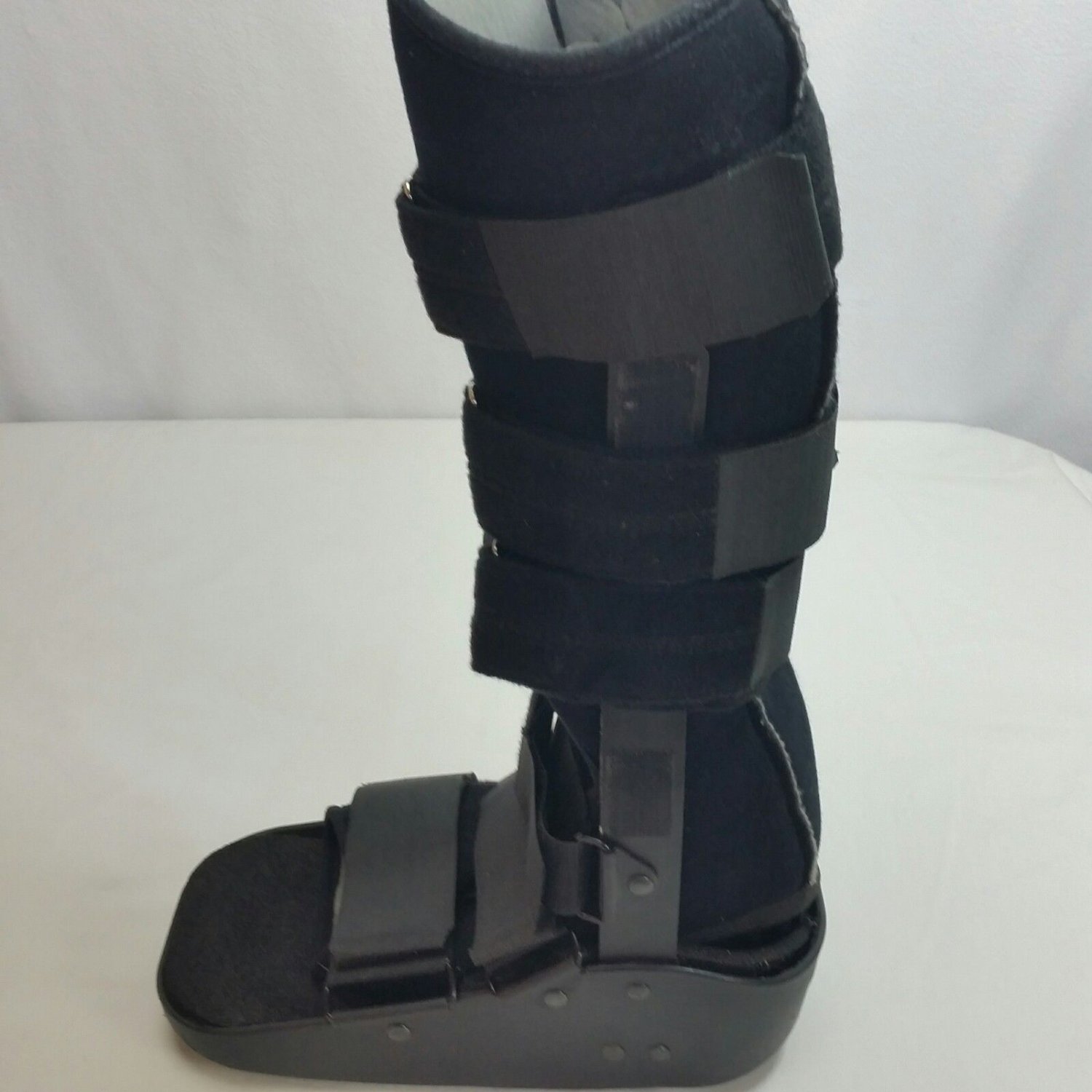 Maxtrax Orthopedic Walking Boot Brace Djo, Llc Foot Brace - Medium