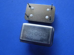 12MHz Crystal oscillator, 4 legs, 2 pcs.  (Item# X0031)