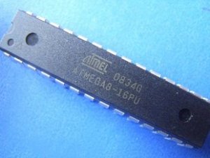 IC, microcontroller / memory, ATMEGA8-16PU ATMEGA8, 4 pcs. (Item# M0015)