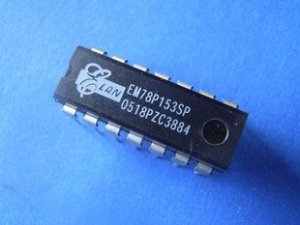 IC, microcontroller / memory, EM78P153SP 78P153, 4 pcs. (Item# M0041)