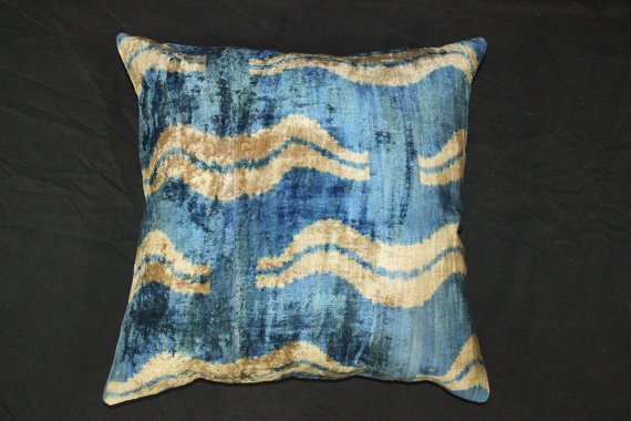 Hand loomed silk Velvet accent pillow B.