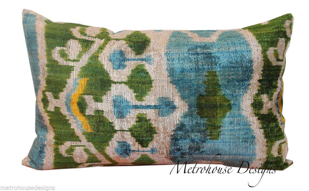 HAND SOFT VINTAGE SILK VELVET IKAT PILLOW