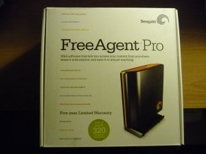 Seagate FreeAgent Pro 320 GB 3.5" USB 2.0/eSATA External Hard Drive