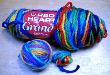 Red Heart Grande Yarn from Coats & Clark 4.5 oz (127 g) skein - Lot of 1 skein + ball color Wow 2937