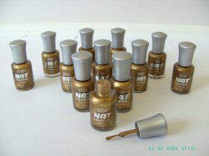 12 No.15 Foxy Hot Looks Nail Polish
