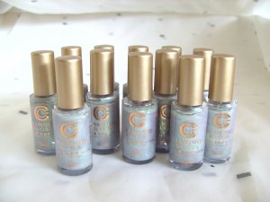 12 No.330 Ice Eden Diamond Gloss Nail