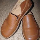 Women,s BORN Slide Oxfords Brown Leather 8 S