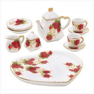 MINITURE ROSEBUD TEA SET