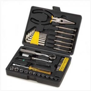 41- PIECE TRAVEL TOOL KIT