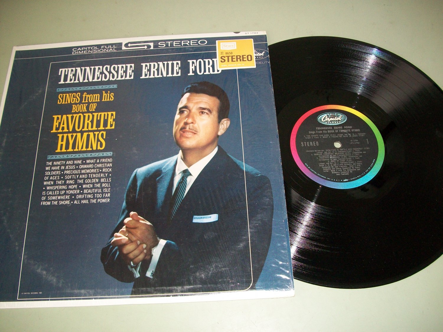 Tennessee ernie ford hymns lp #1