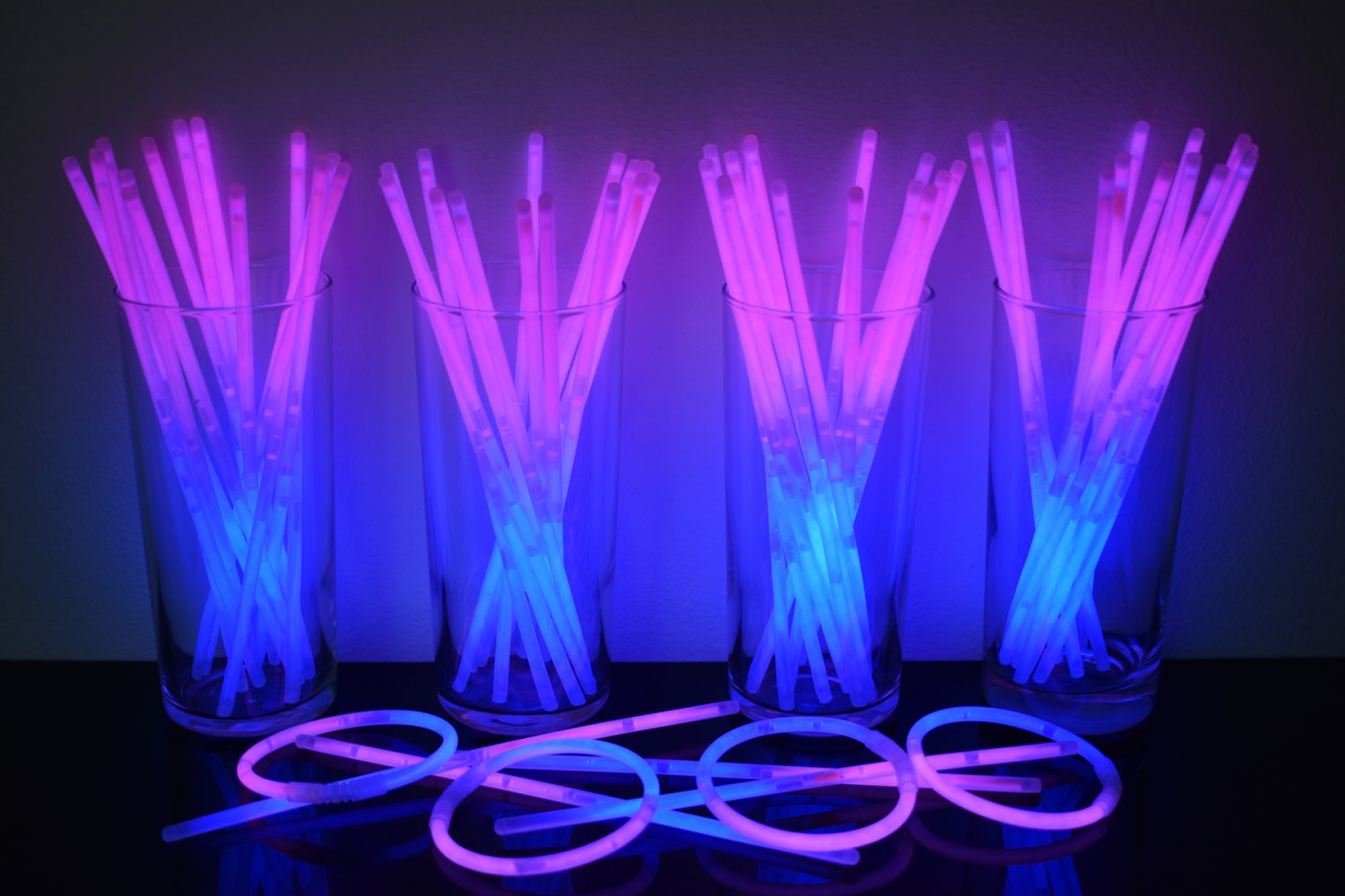 DirectGlow 8 inch Premium Bi-Color Blue/Pink Glow Stick Bracelets Party Supply Favors- 200ct