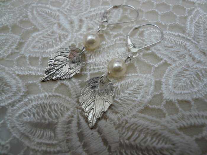 Silver Birch Pearl Earrings