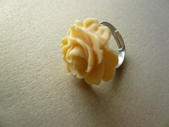 Apricot Rose Flower Ring