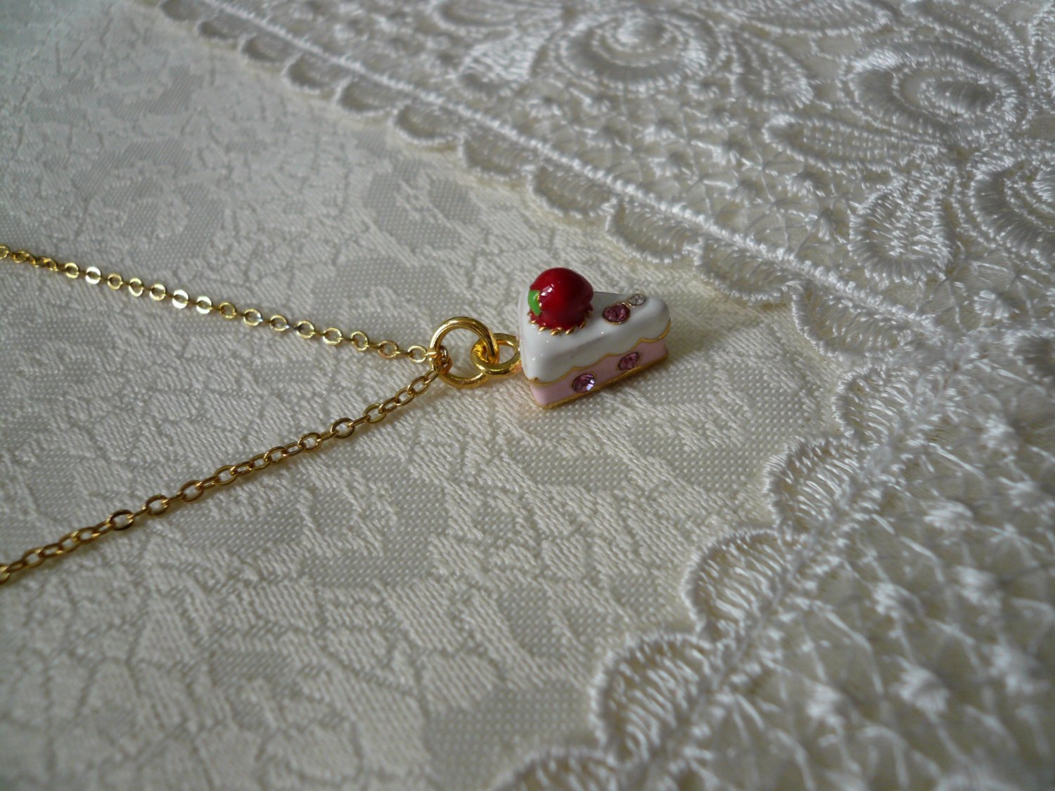 Sweet Strawberry Vanilla Cake Necklace