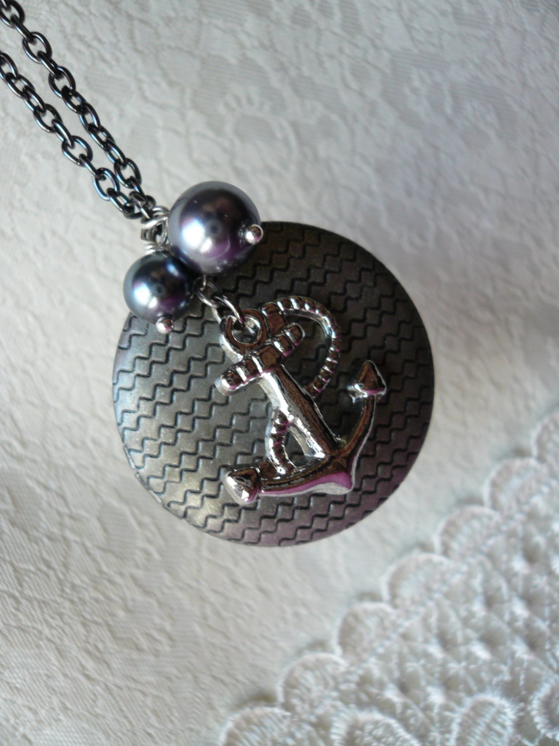 VOYAGE Antique Silver Round Locket Long Necklace