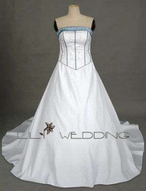 Floral Embroidery Semi-Cathedral Train Wedding Dress - Style LWD