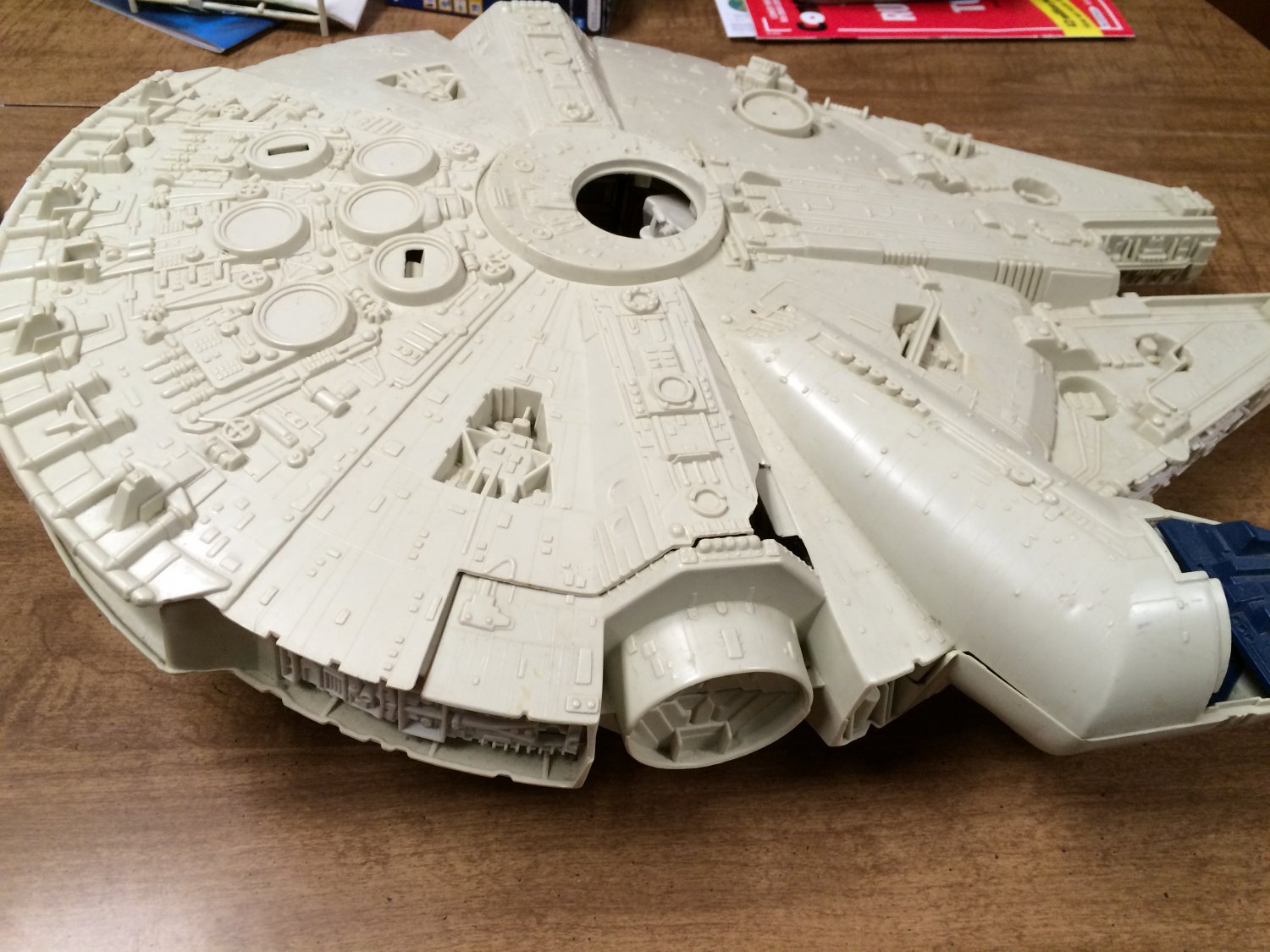 1979 Kenner Millennium Falcon Star Wars Toy Spaceship – Parts/Restore