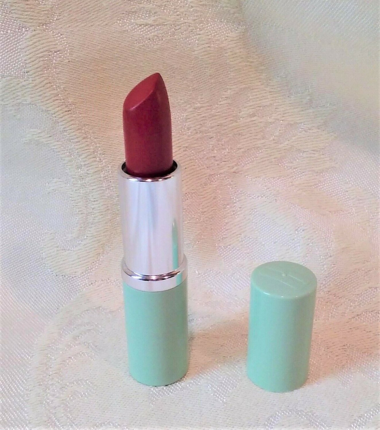 Clinique Long Last Soft Matte Lipstick Matte Crimson Discontinued