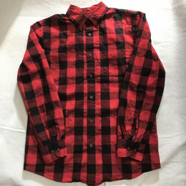 ST JOHN'S BAY Men's Red/Black Plaid Long Sleeve Button Down Broadcloth Shirt-S