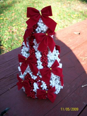 Christmas Tree Red & White Berries