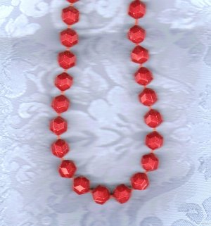 PRICES SLASHED-RED FACETED EARLY PLASTIC VNTG SINGLE STRAND NECKLACE