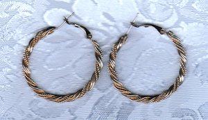 PRICES SLASHED-UNSIGNED BEAUTY VINTAGE SILVERTONE ROPE TWIST EARRINGS