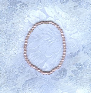 PRICES SLASHED-VINTAGE PALE PINK FAUX PEARL STRETCHY BRACELET