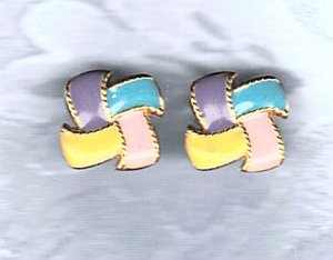 VINTAGE 4 COLOR WINDMILL PATTERNED  POST EARRINGS