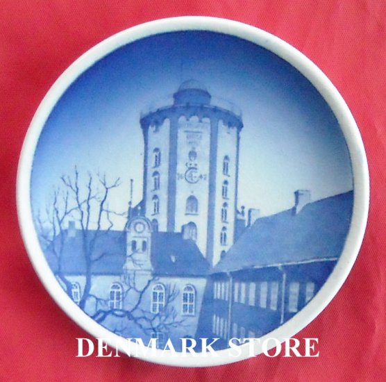 Round Tower Rundetarn Vintage Danish Aluminia Royal Copenhagen Mini Plate 8 2010