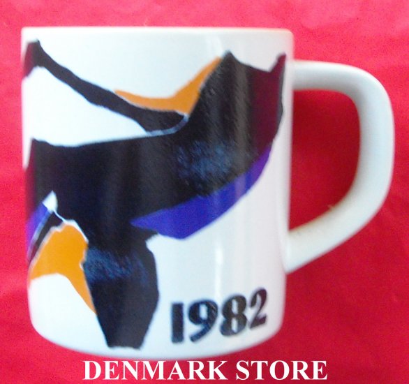Royal Copenhagen Denmark Large Annual Mug 1982
