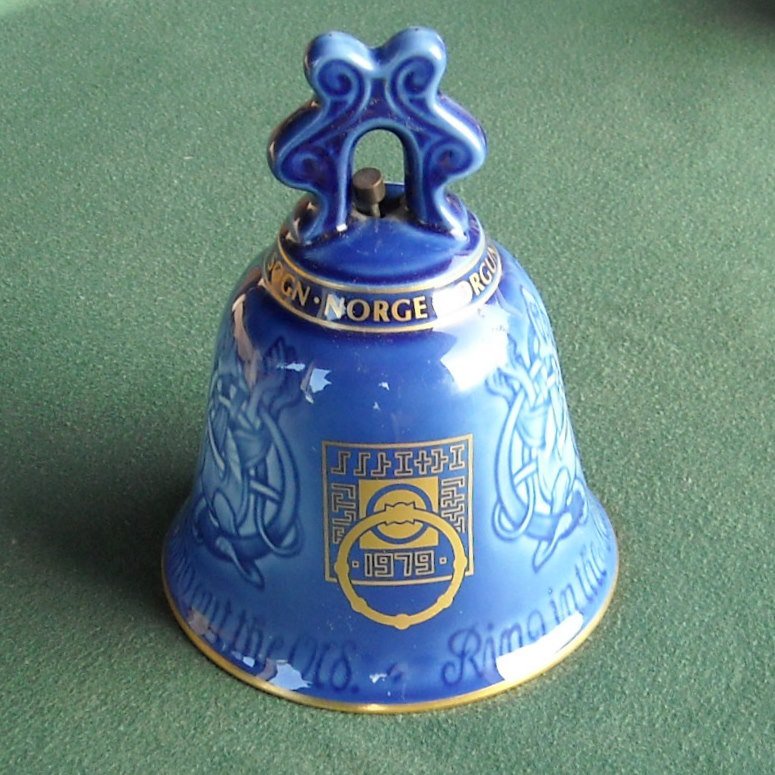 Bing Grondahl Denmark Borgund Stavkirke Year Bell 1979