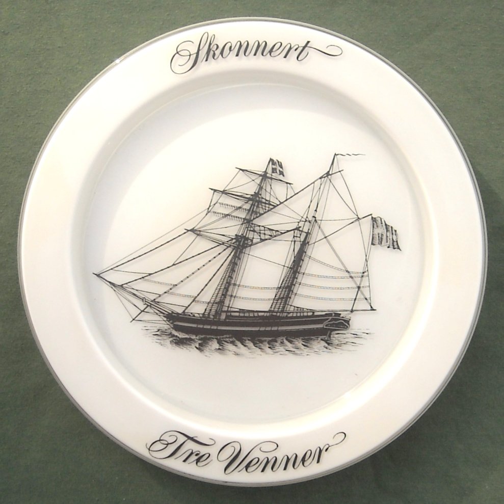 Fregat Three Friends Ships Plate Holmegaard Copenhagen Milk Glass 1972