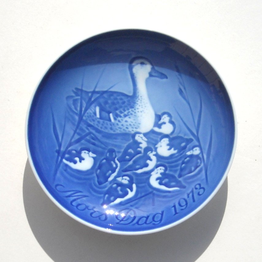 Danish Bing & Grondahl Copenhagen Duck With Ducklings Mothers Day Plate ...