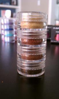 MAC "ALOHA" PIGMENT SAMPLE STACK