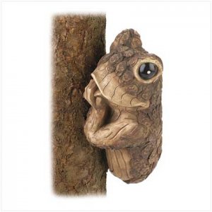 Peek-A-Boo Frog Tree Decor
