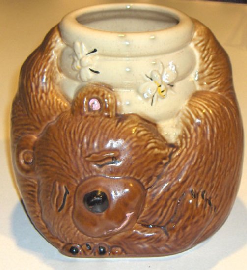 MCCOY BEAR WITH BEEHIVE COOKIE JAR No Lid