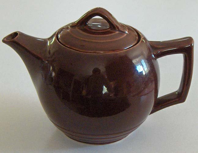 McCoy Brown Teapot circa 1940s Style 140
